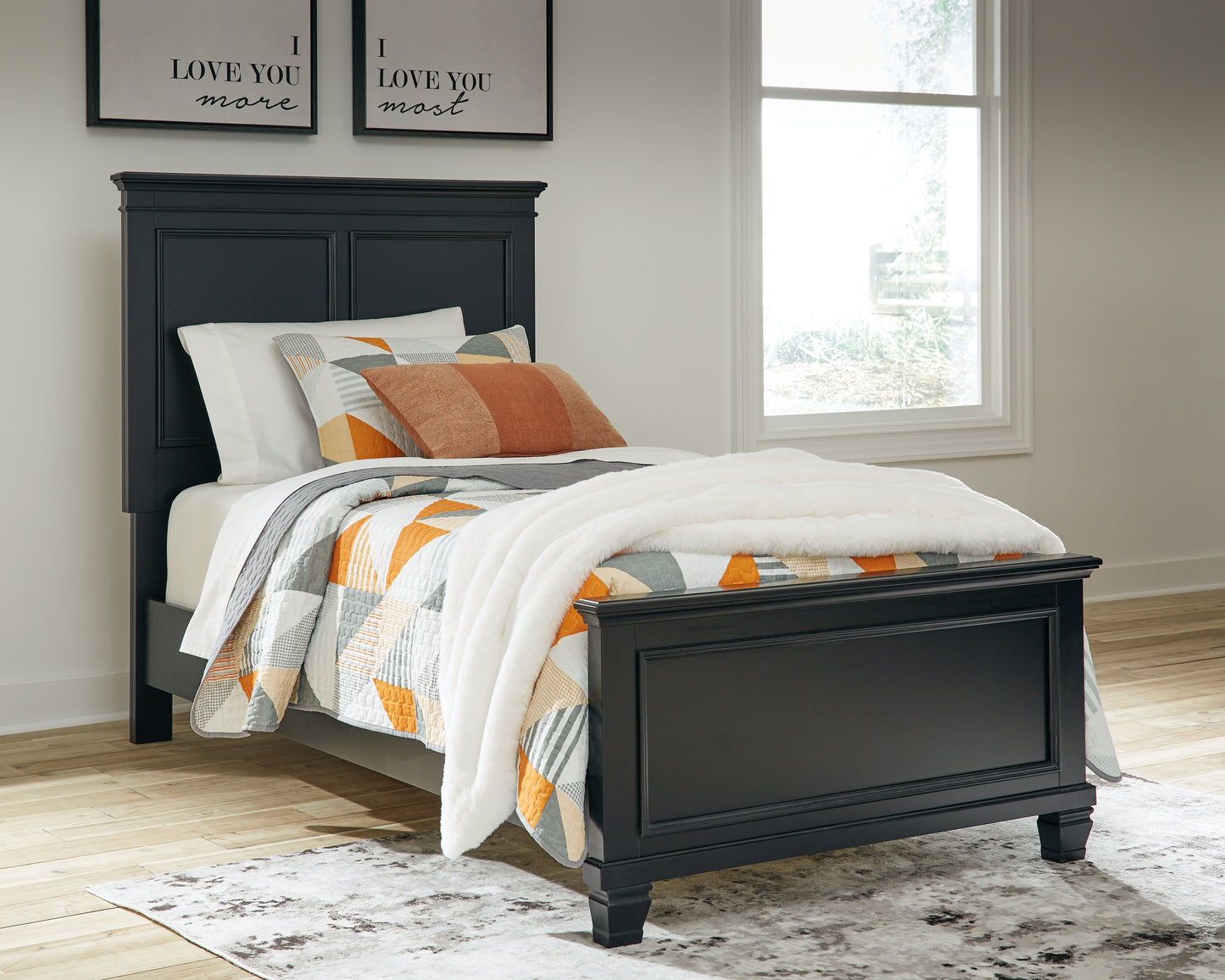 Bradenton Furniture Outlet - Ashley Furniture - Lanolee Bedroom - Twin Panel Bed / Black - B687B2