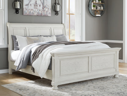 Bradenton Furniture Outlet - Ashley Furniture - Robbinsdale Bedroom - Queen Sleigh Bed / Antique White - B742B23