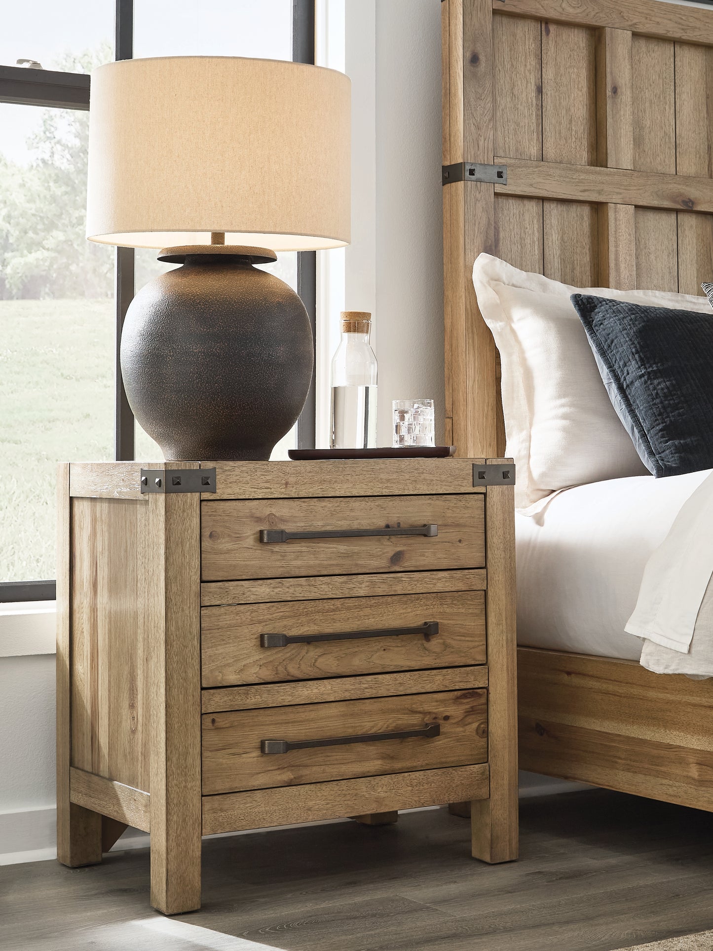 Bradenton Furniture Outlet - Ashley Furniture - Ridgester Bedroom - Three Drawer Night Stand / Light Brown - B858-93