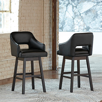 Bradenton Furniture Outlet - Ashley Furniture - Tallenger Dining Room - Bar Height Bar Stool (Set of 2) / Black/Dark Brown - D380-930X2