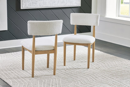 Bradenton Furniture Outlet - Ashley Furniture - Sawdyn Dining Room - Dining Chair (Set of 2) / Light Brown - D427-02X2