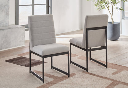 Bradenton Furniture Outlet - Ashley Furniture - Tomtyn Dining Room - Dining Chair (Set of 2) / Light Brown - D622-01X2