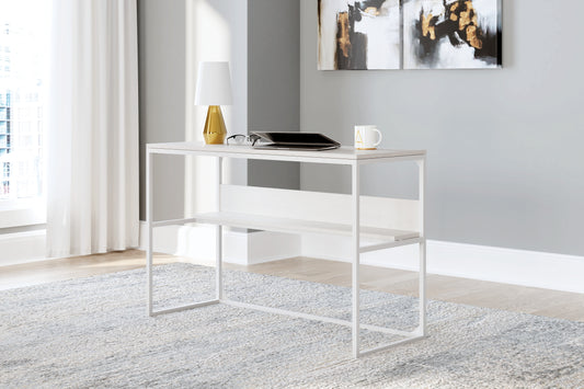 Bradenton Furniture Outlet - Ashley Furniture - Deznee Office Desk - Home Office Desk / White - H162-14