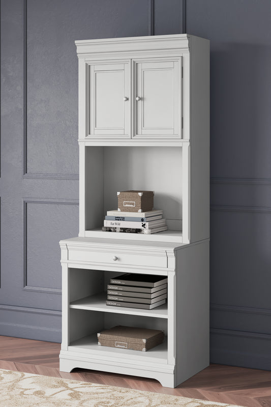 Bradenton Furniture Outlet - Ashley Furniture - Kanwyn Bookcase - Bookcase / Whitewash - H777H7