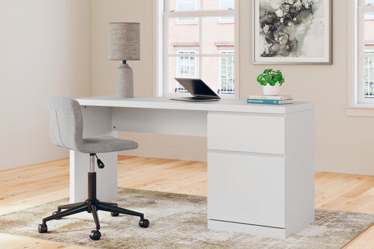 Bradenton Furniture Outlet - Ashley Furniture - Onita Office Desk - Home Office Desk / White - H9630-134