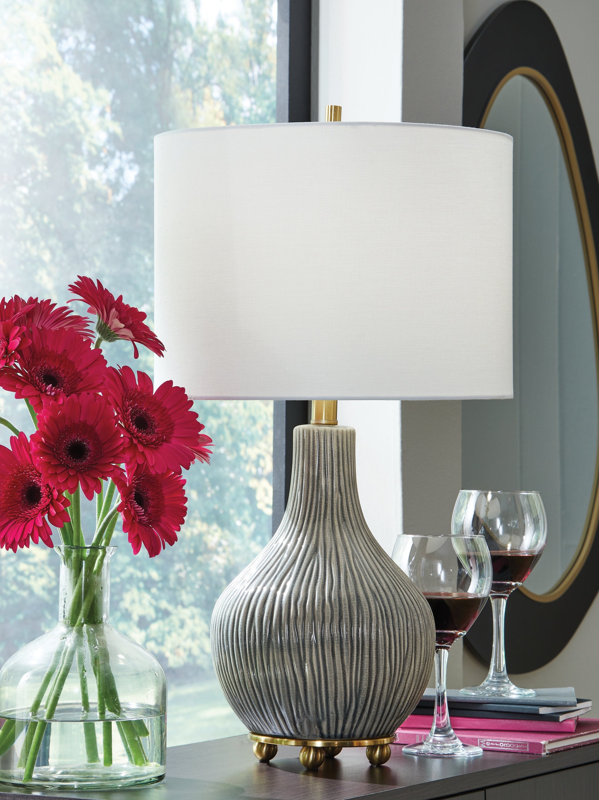 Bradenton Furniture Outlet - Ashley Furniture - Judlen Lighting - Ceramic Table Lamp (1/CN) / Gray/Gold Finish - L100844