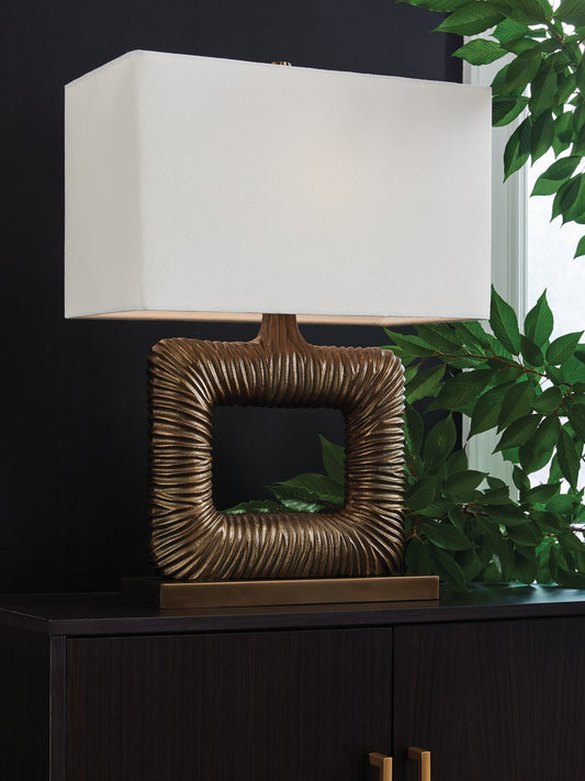Bradenton Furniture Outlet - Ashley Furniture - Garronby Lighting - Metal Table Lamp (1/CN) / Antique Brass Finish - L207604