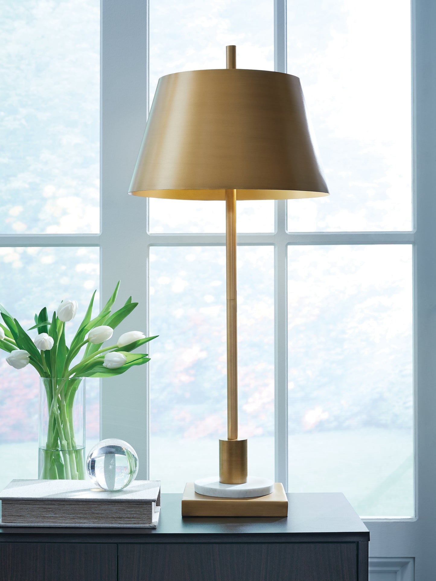 Bradenton Furniture Outlet - Ashley Furniture - Fritzburn Lighting - Metal Table Lamp (1/CN) / Gold Finish/White - L208444