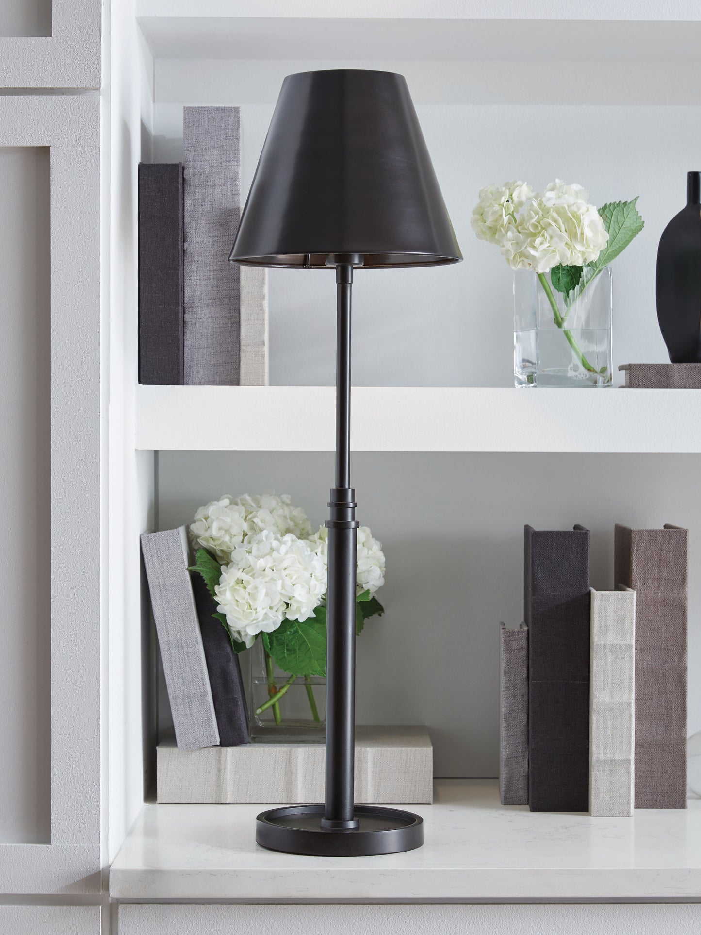 Bradenton Furniture Outlet - Ashley Furniture - Wimner Lighting - Metal Table Lamp (1/CN) / Antique Bronze Finish - L208464
