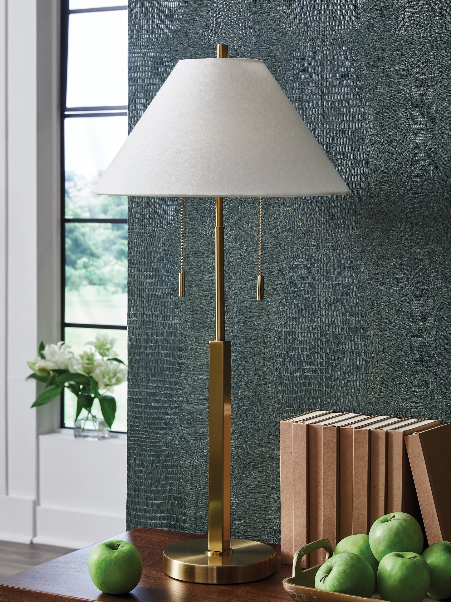 Bradenton Furniture Outlet - Ashley Furniture - Haigwood Lighting - Metal Table Lamp (1/CN) / Gold Finish - L208474