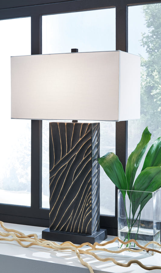 Bradenton Furniture Outlet - Ashley Furniture - Bartlen Lighting - 2-Piece Lamp Set / Black/Gold Finish - L235774X2