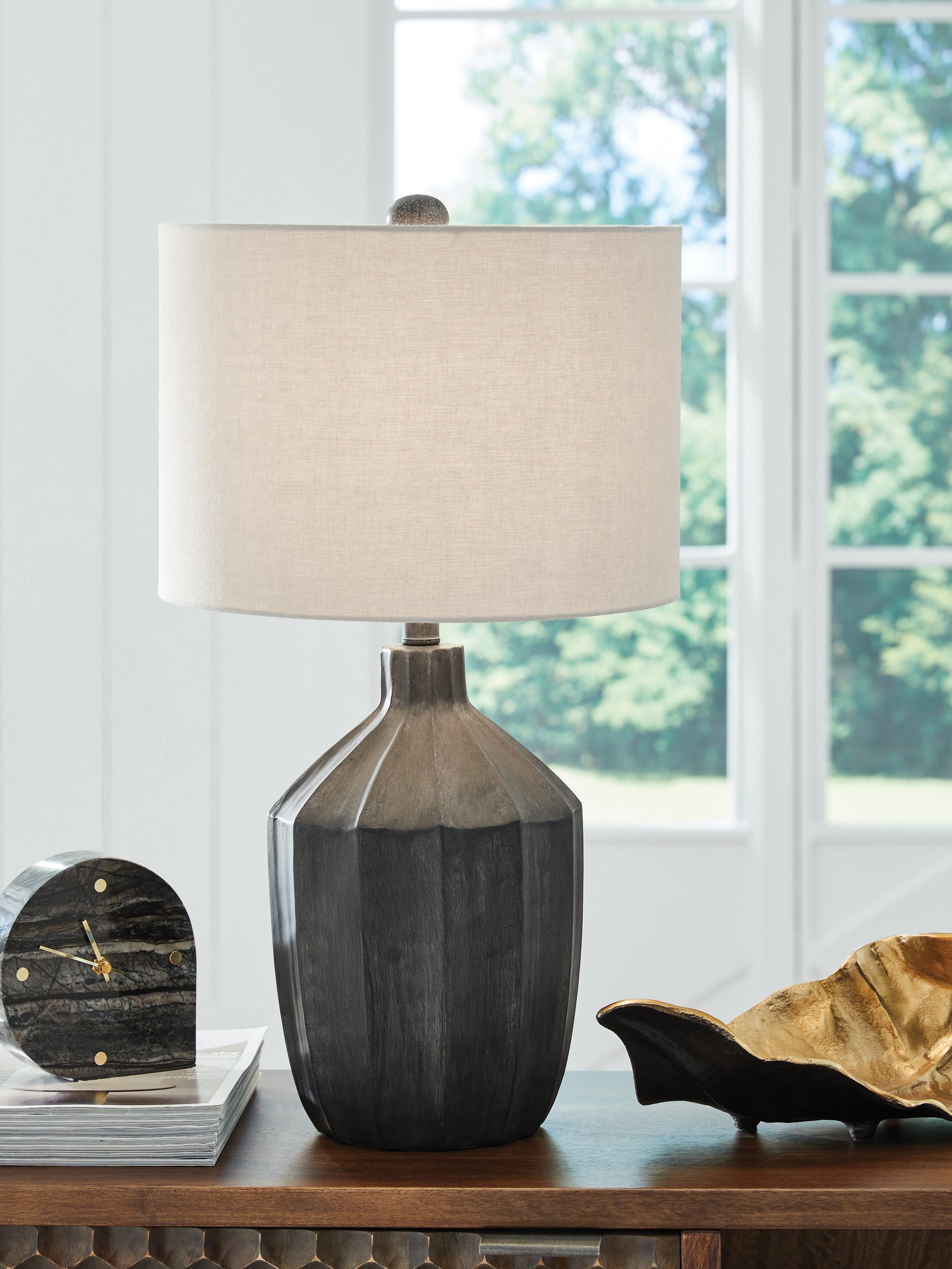 Bradenton Furniture Outlet - Ashley Furniture - Jilton Lighting - Poly Table Lamp (1/CN) / Black - L235844