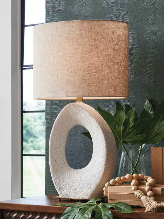 Bradenton Furniture Outlet - Ashley Furniture - Trentlen Lighting - Paper Table Lamp (1/CN) / Cream/Gold Finish - L235984