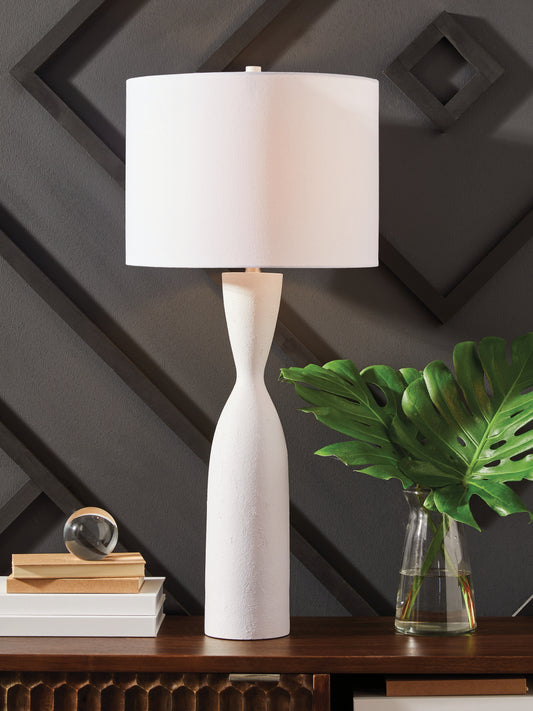 Bradenton Furniture Outlet - Ashley Furniture - Davinford Lighting - Poly Table Lamp (1/CN) / White - L236004