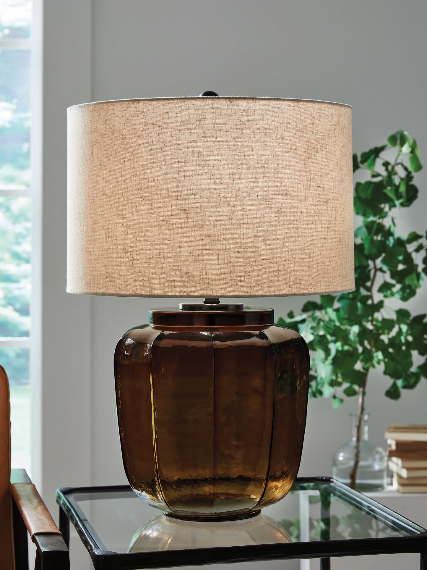 Bradenton Furniture Outlet - Ashley Furniture - Bainmore Lighting - Glass Table Lamp (1/CN) / Amber - L430914