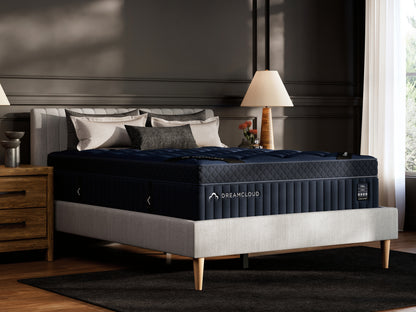Bradenton Furniture Outlet - Ashley Furniture - DreamCloud Ultra Hybrid Mattresses - King / White - M13841