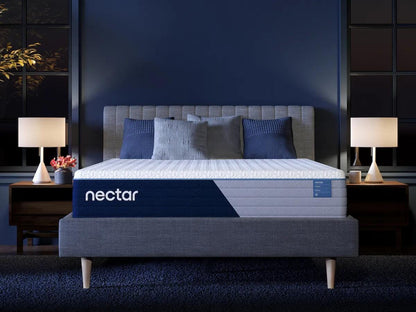 Bradenton Furniture Outlet - Ashley Furniture - Nectar Classic Hybrid Mattresses - Full / White - M14021