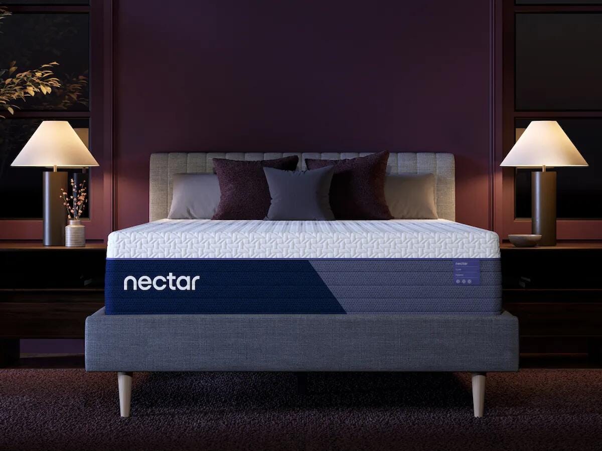 Bradenton Furniture Outlet - Ashley Furniture - Nectar Luxe Hybrid Mattresses - Twin / White - M14211