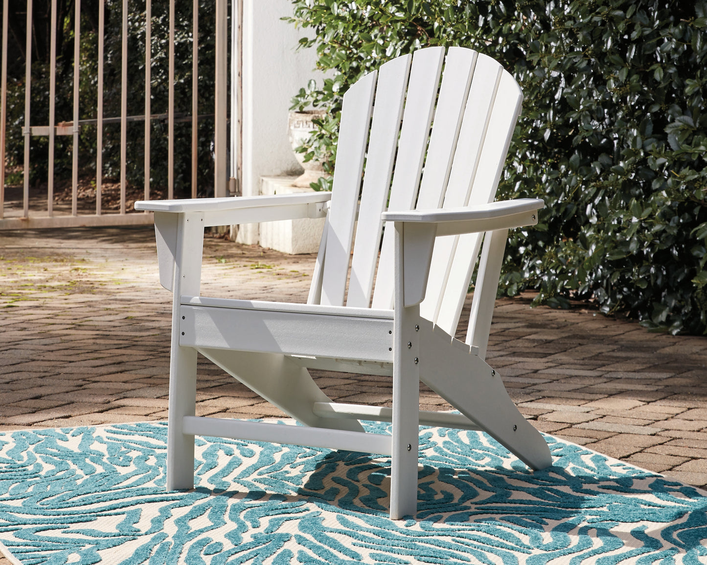 Bradenton Furniture Outlet - Ashley Furniture - Sundown Treasure Outdoor - Adirondack Chair / White - P011-898