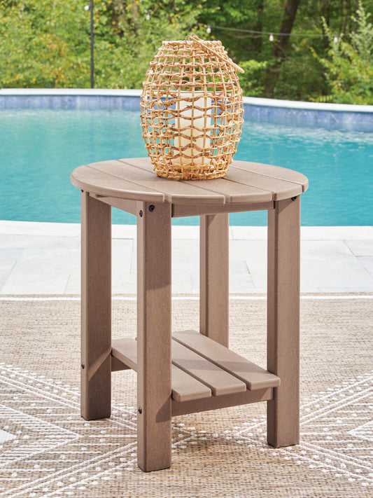 Bradenton Furniture Outlet - Ashley Furniture - Grover Beach Outdoor - Oval End Table - PCP422-706