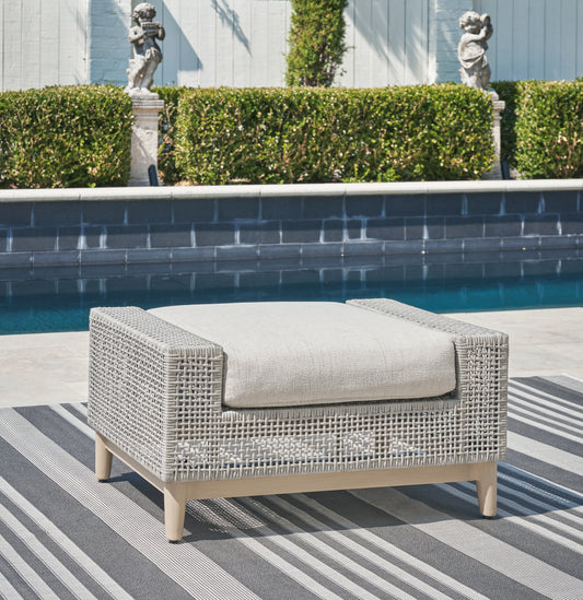 Bradenton Furniture Outlet - Ashley Furniture - Seton Creek Outdoor - Round Bar Table w/UMB OPT / Beige - P798-613