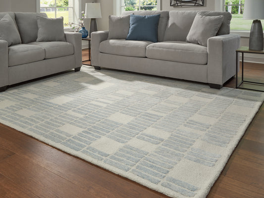 Bradenton Furniture Outlet - Ashley Furniture - Dylanton Rug - 5' x 7' Area Rug / Ivory/Blue - R407812