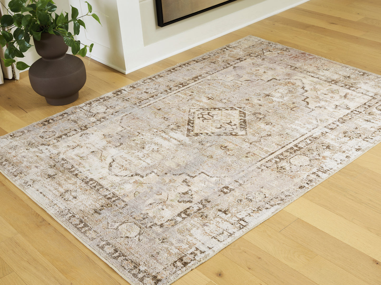 Bradenton Furniture Outlet - Ashley Furniture - Livdon Rug - Washable Medium Rug / Brown/Beige/Gray - R407912