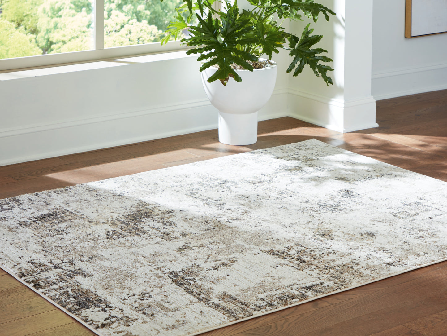Bradenton Furniture Outlet - Ashley Furniture - Barricland Rug - Medium Rug - R408282