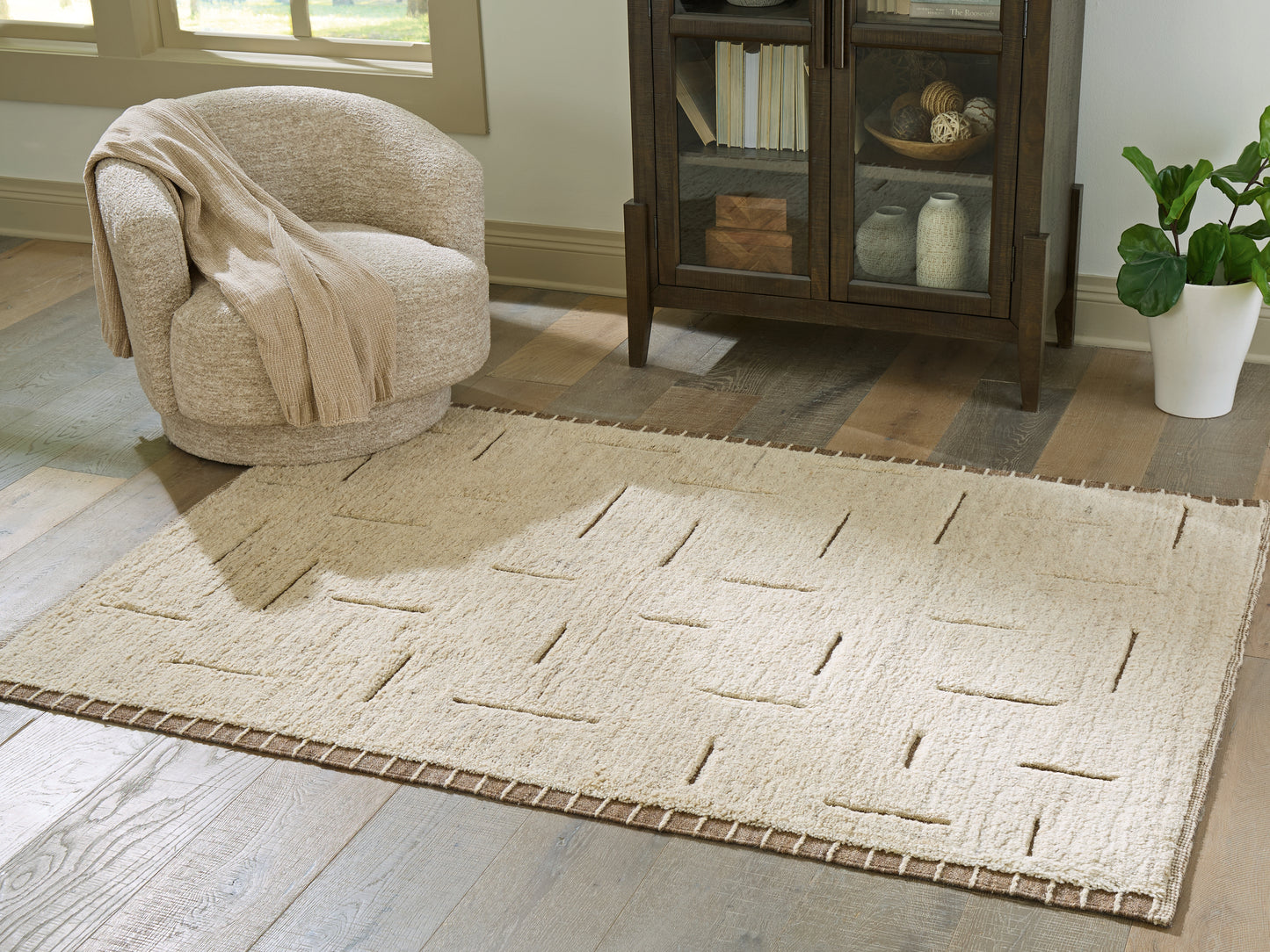 Bradenton Furniture Outlet - Ashley Furniture - Clayman Rug - Medium Rug / Beige/Brown - R408342