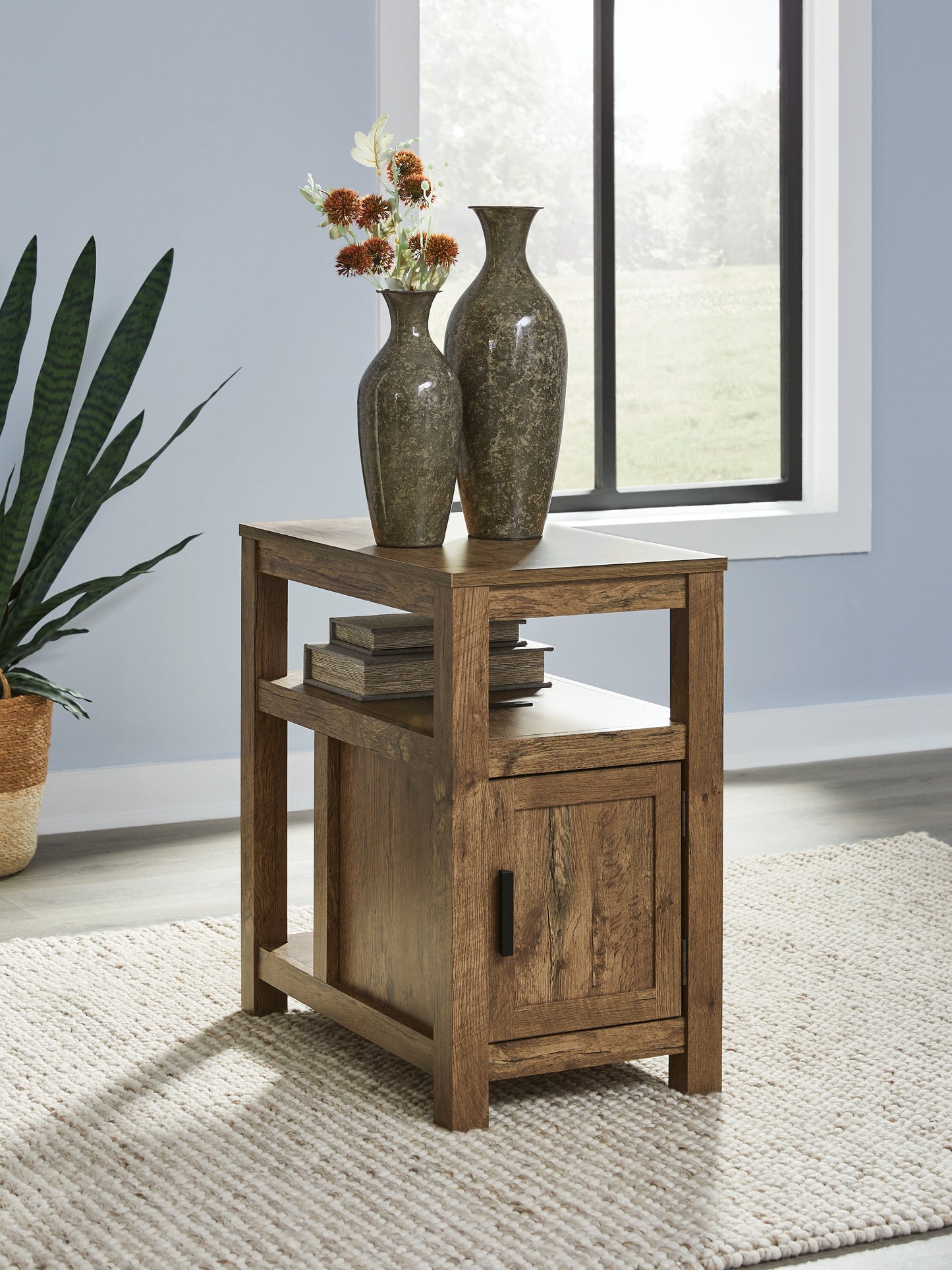 Bradenton Furniture Outlet - Ashley Furniture - Fendenmore Chairside End Table - Chair Side End Table / Brown - T190-117