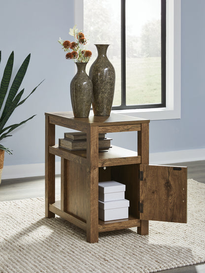 Fendenmore Chairside End Table
