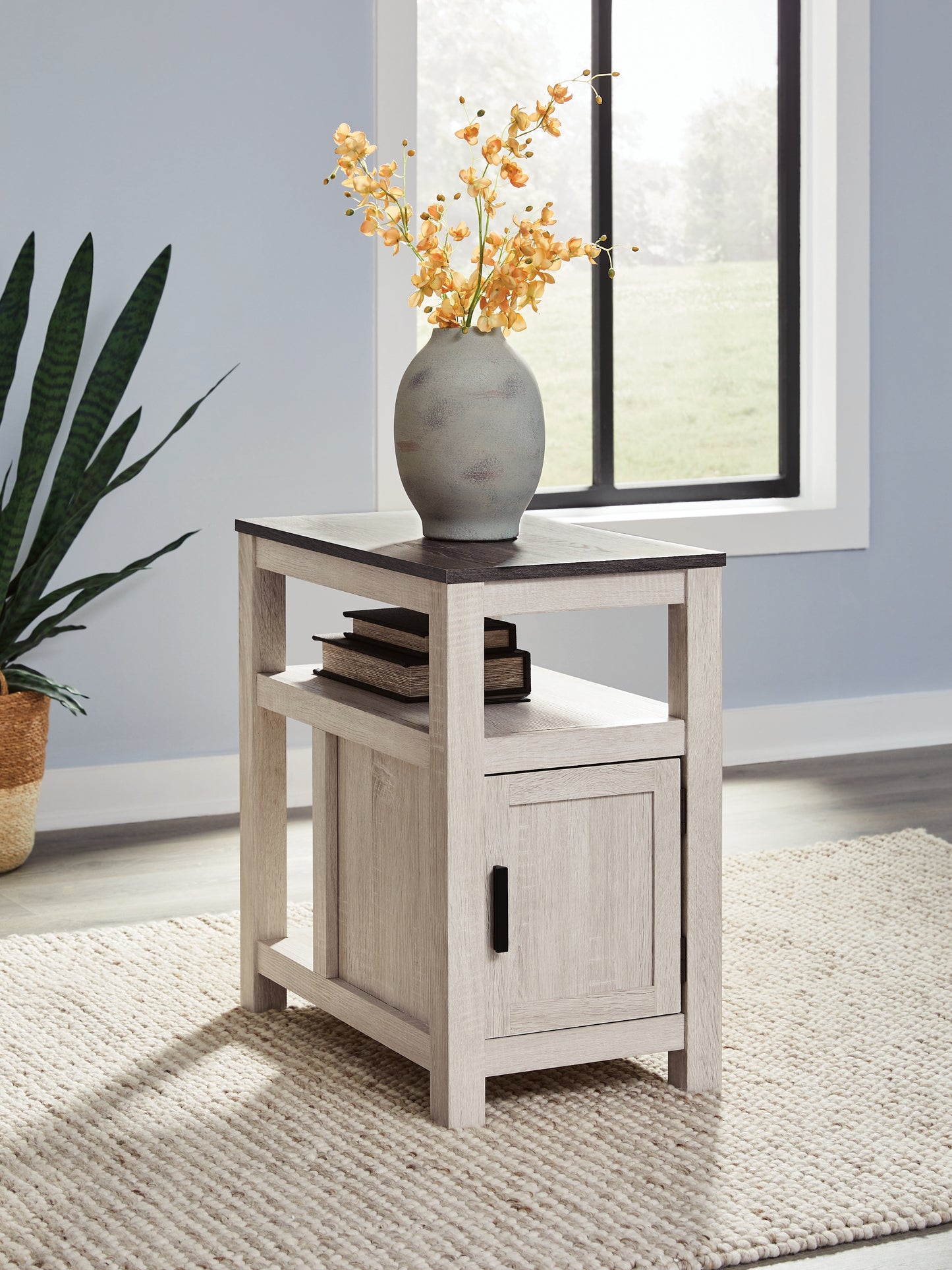 Bradenton Furniture Outlet - Ashley Furniture - Fendenmore Chairside End Table - Chair Side End Table / Brown Gray/Antique White - T190-217