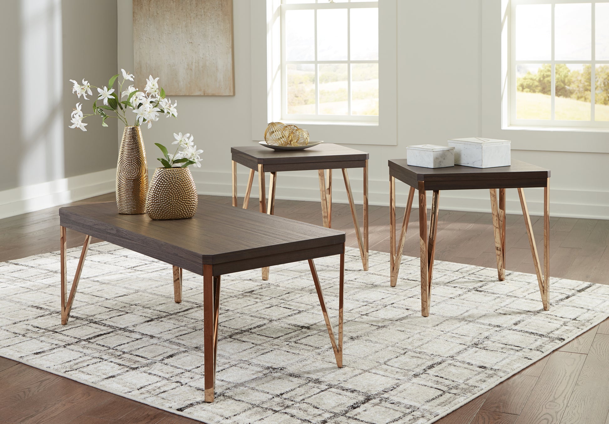 Bradenton Furniture Outlet - Ashley Furniture - Bandyn Table (Set of 3) - Occasional Table Set (3/CN) / Brown/Champagne - T404-13