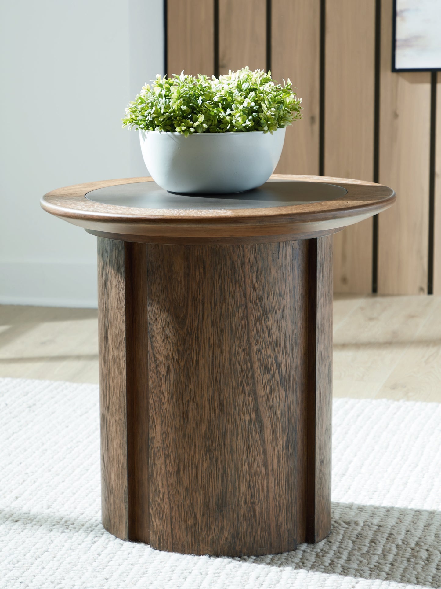 Bradenton Furniture Outlet - Ashley Furniture - Dontayne End Table - Round End Table - T563-6