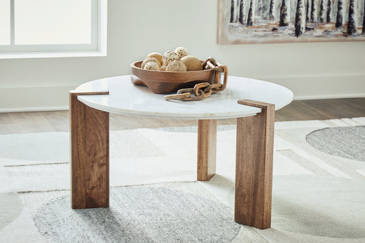 Bradenton Furniture Outlet - Ashley Furniture - Isanti Coffee Table - Rectangular Cocktail Table / Light Brown/White - T662-1
