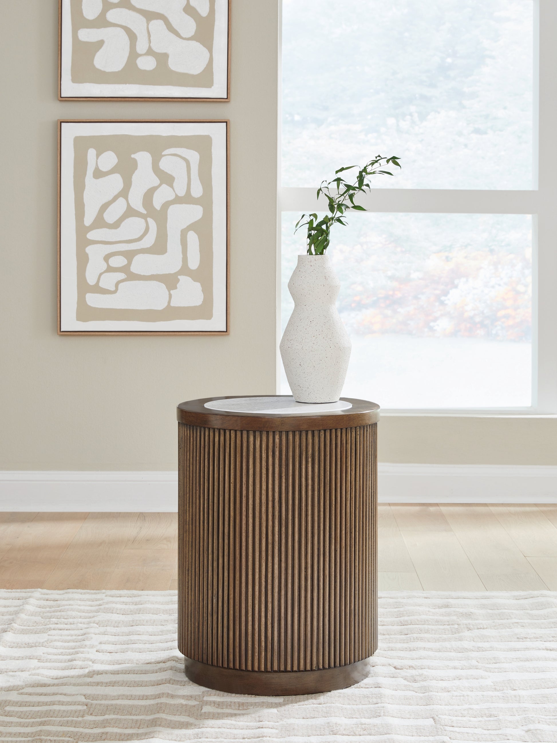 Bradenton Furniture Outlet - Ashley Furniture - Hadonna End Table - Round End Table - T658-6
