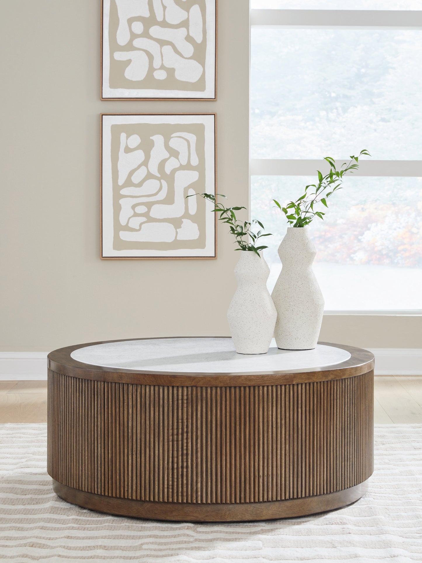 Bradenton Furniture Outlet - Ashley Furniture - Hadonna Coffee Table - Round Cocktail Table - T658-8