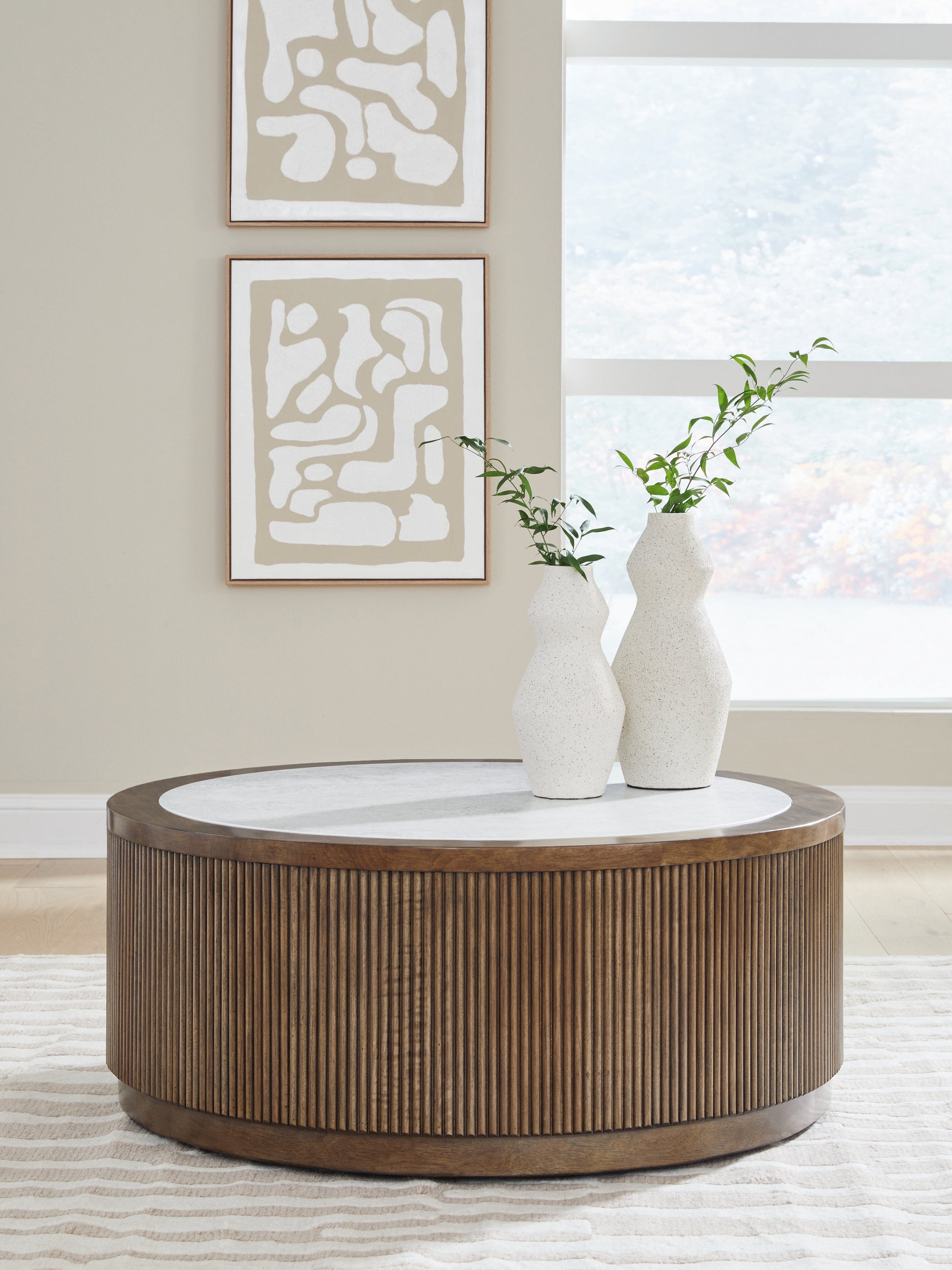 Bradenton Furniture Outlet - Ashley Furniture - Hadonna Coffee Table - Round Cocktail Table - T658-8