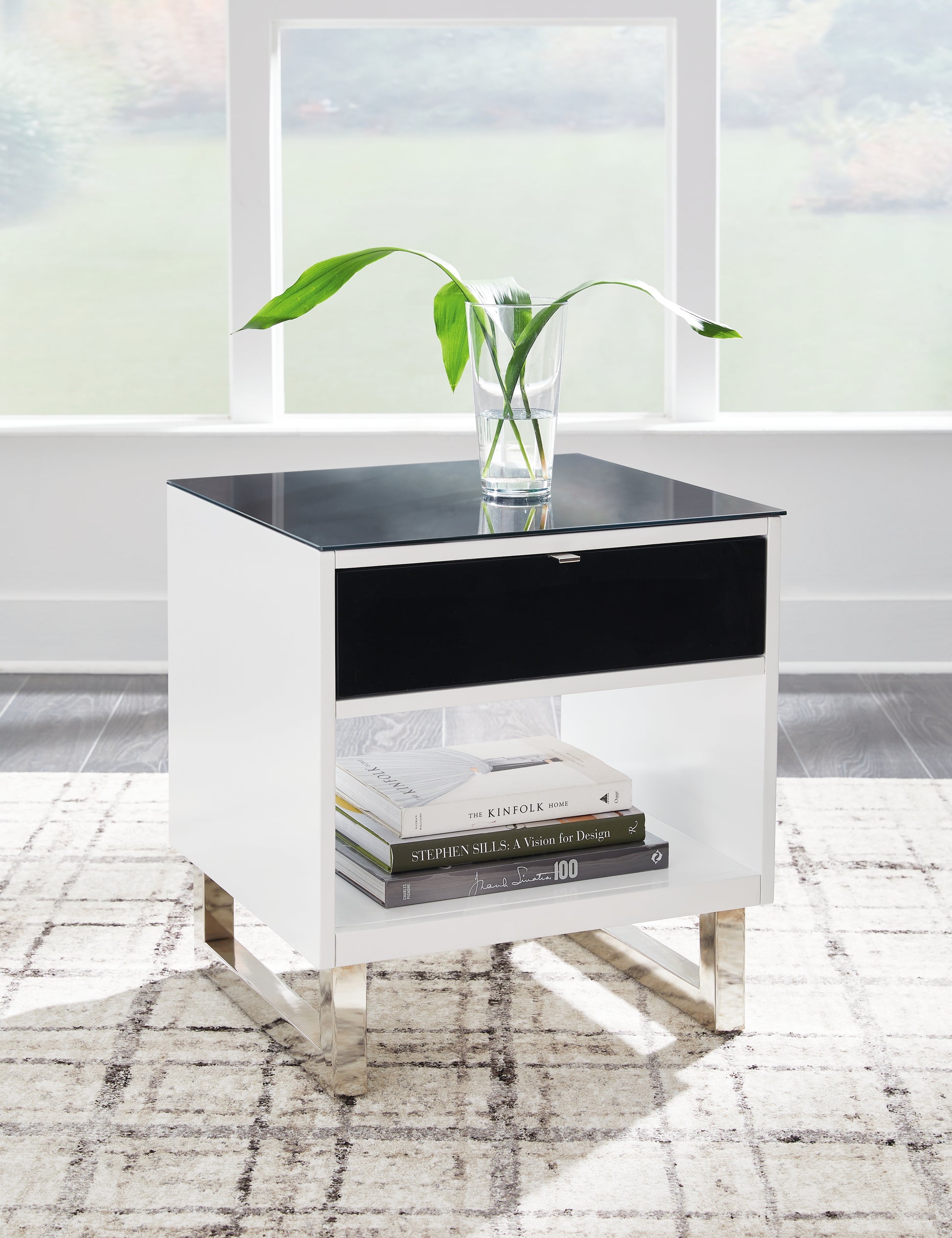 Bradenton Furniture Outlet - Ashley Furniture - Gardoni End Table - Rectangular End Table / White/Black - T756-3