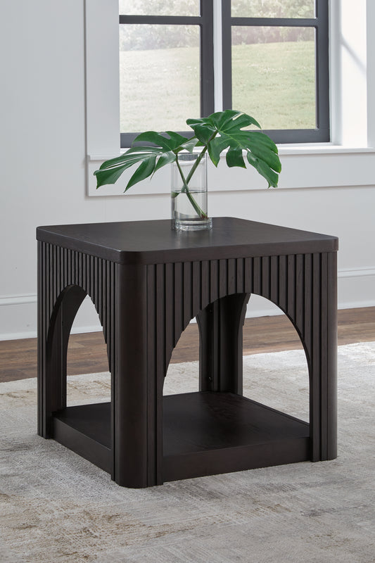 Bradenton Furniture Outlet - Ashley Furniture - Yellink End Table - Square End Table / Black - T760-2