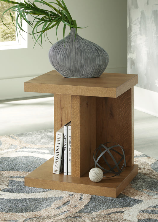 Bradenton Furniture Outlet - Ashley Furniture - Brinstead Chairside End Table - Chair Side End Table / Light Brown - T839-7