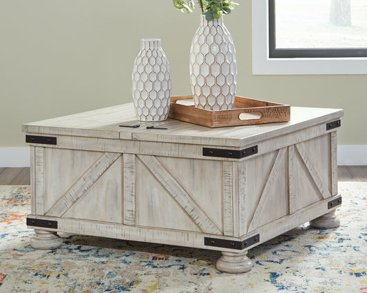 Bradenton Furniture Outlet - Ashley Furniture - Carynhurst Coffee Table - Cocktail Table with Storage / Whitewash - T929-20