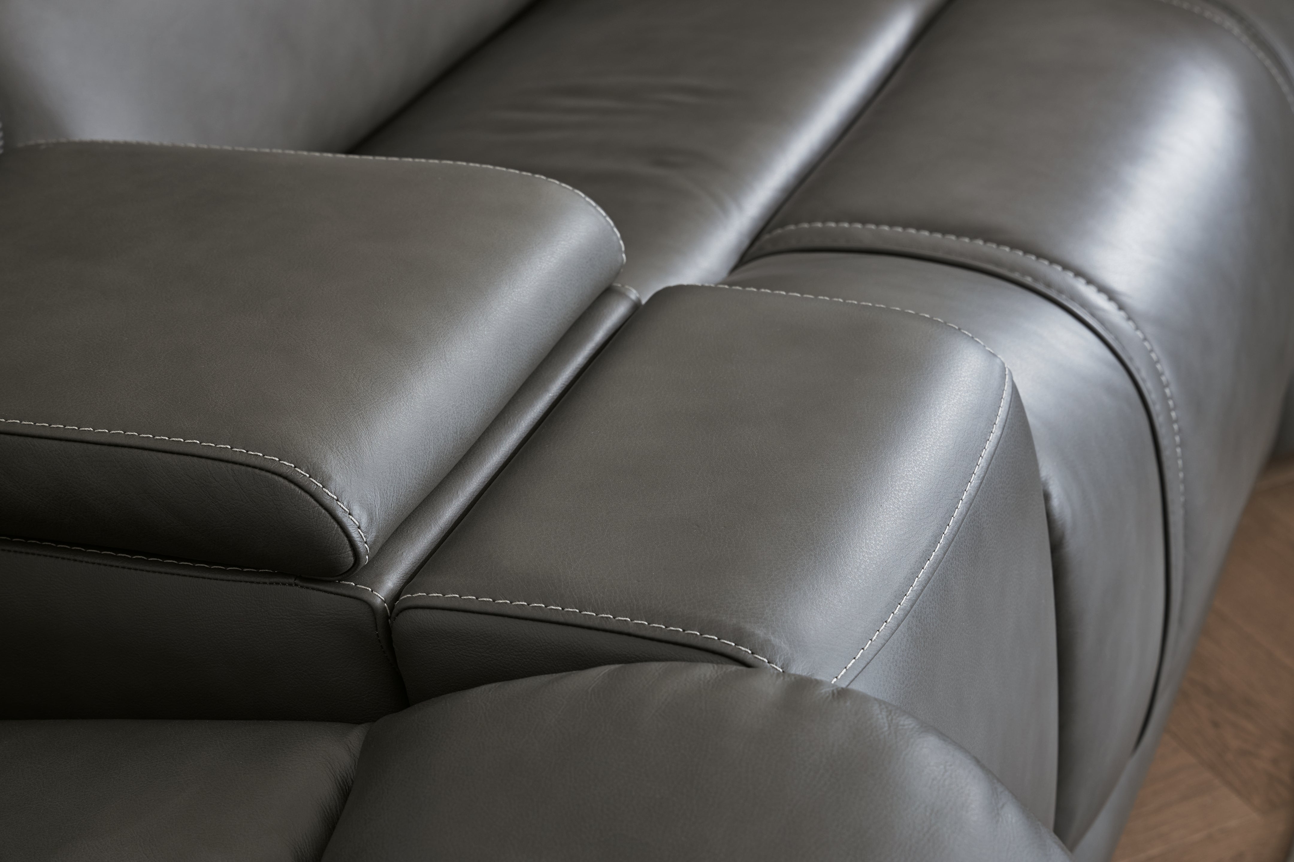 Bradenton Furniture Outlet - Ashley Furniture - 5Z - Pittson Sectional