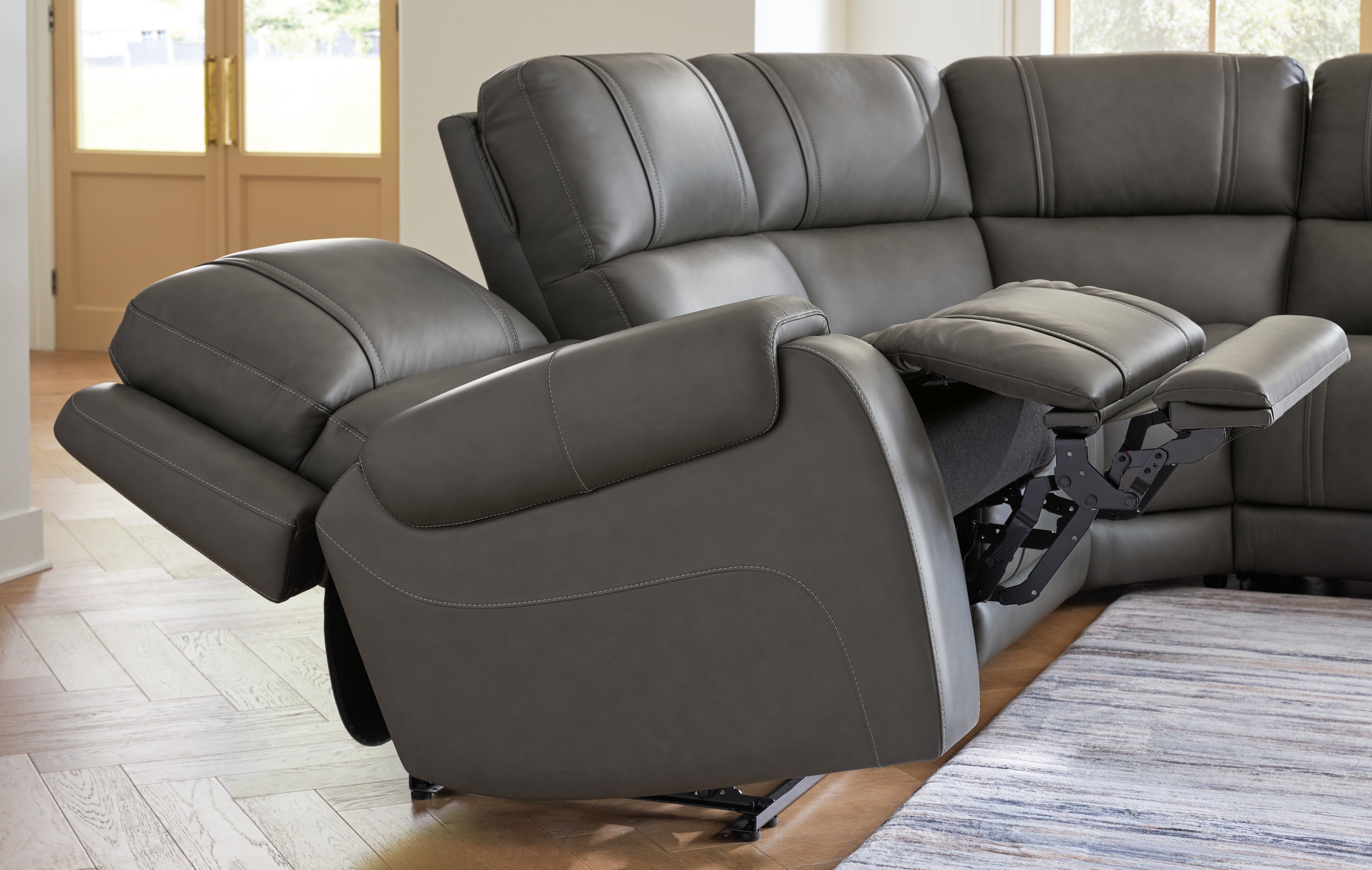 Bradenton Furniture Outlet - Ashley Furniture - 5Z - Pittson Sectional
